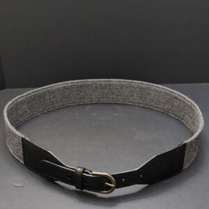 Tommy Hilfiger Women's Black/Gray Leather Belt With Herringbone Pattern,Size L.